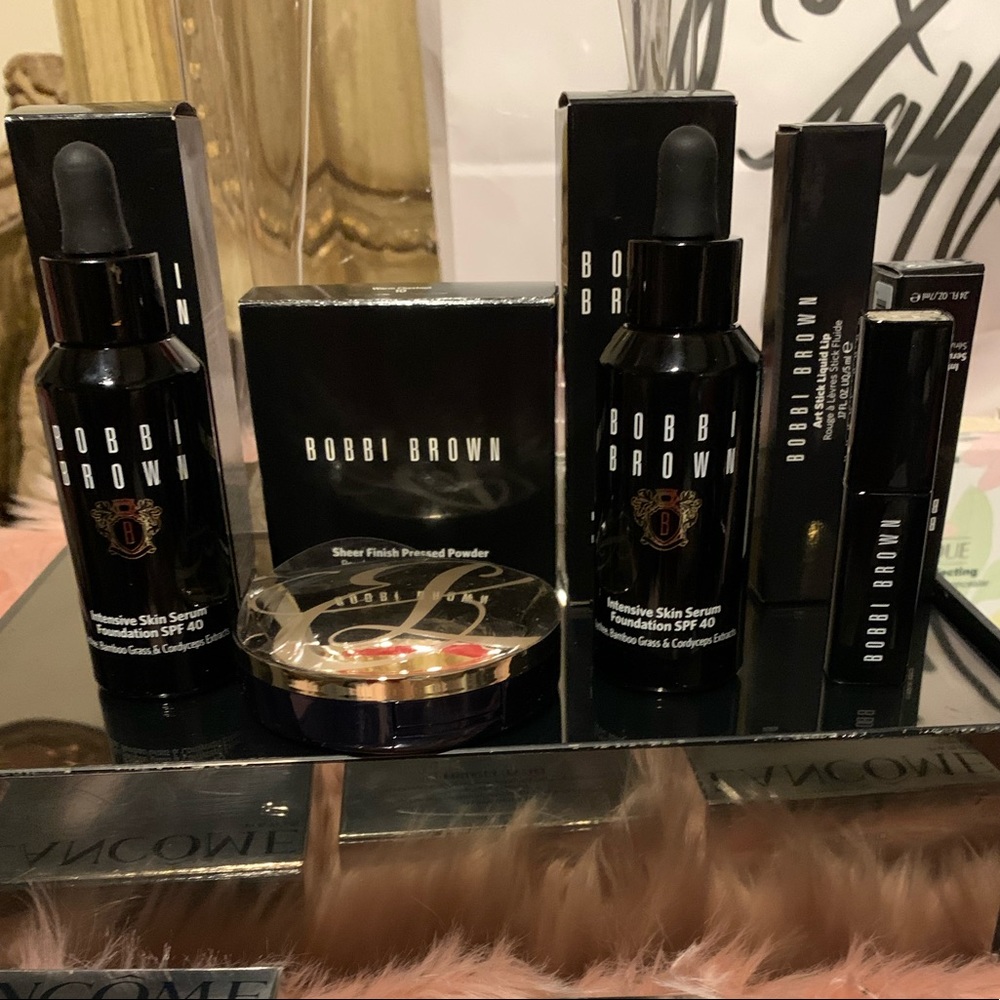 BOBBI BROWN dual foundations